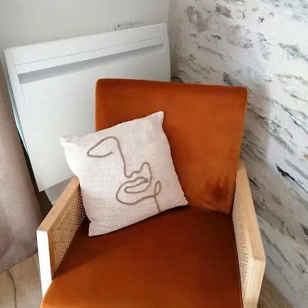 Panzió La Petite Boire - D'hotes Pres D'angers 3*