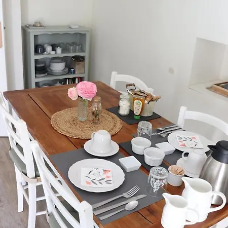 La Petite Boire - D'hotes Pres D'angers Bed & Breakfast