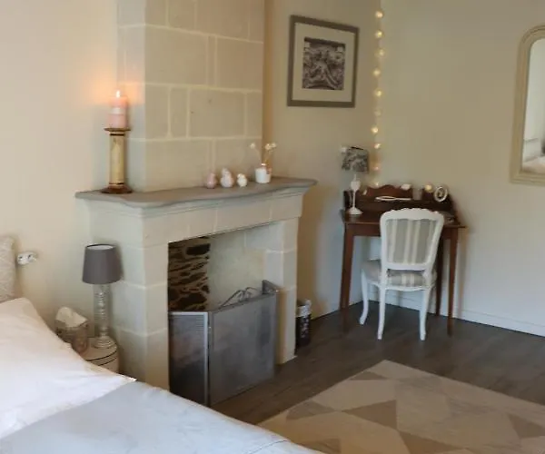 Couette-café La Petite Boire - D'hôtes Murs-Erigne